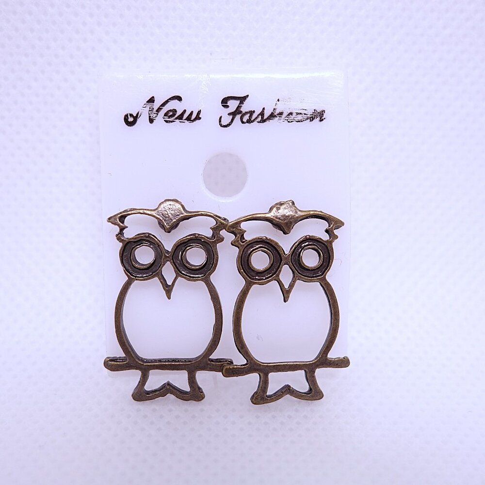 💎7/25💎NOS Vintage Retro Antiqued Bronze Owl Cutout Pierced Stud Earrings